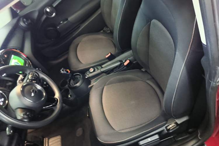 Used MINI 2021 1.5T ONE Left Front Seat