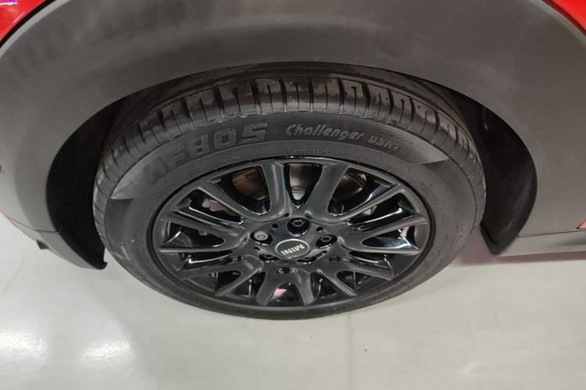 Used MINI 2021 1.5T COOPER Classic Edition Left Front Wheel Hub