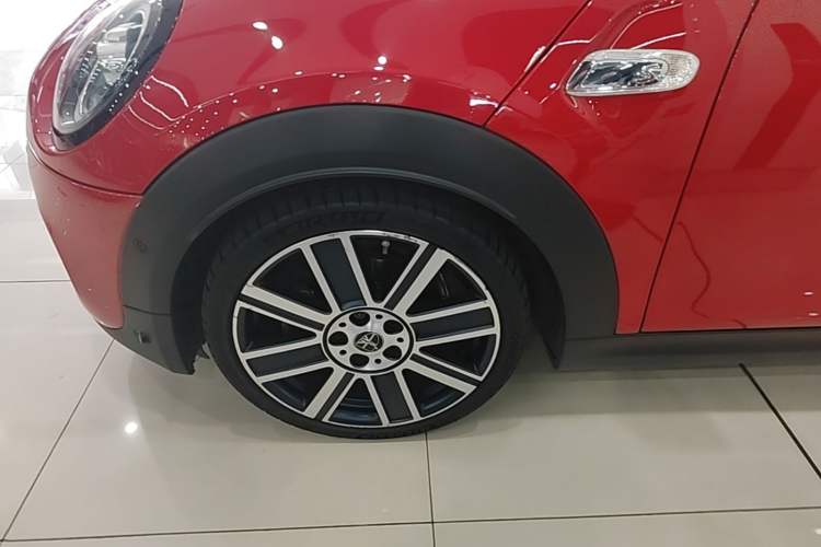 Used MINI 2021 2.0T COOPER S CABRIO Artist Left Front Wheel Hub
