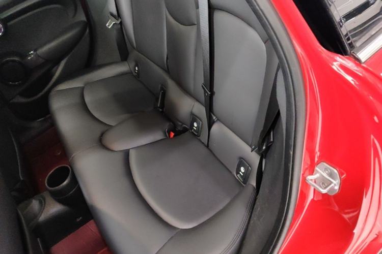 Used MINI 2021 1.5T ONE Five-Door Version Left Rear Seat