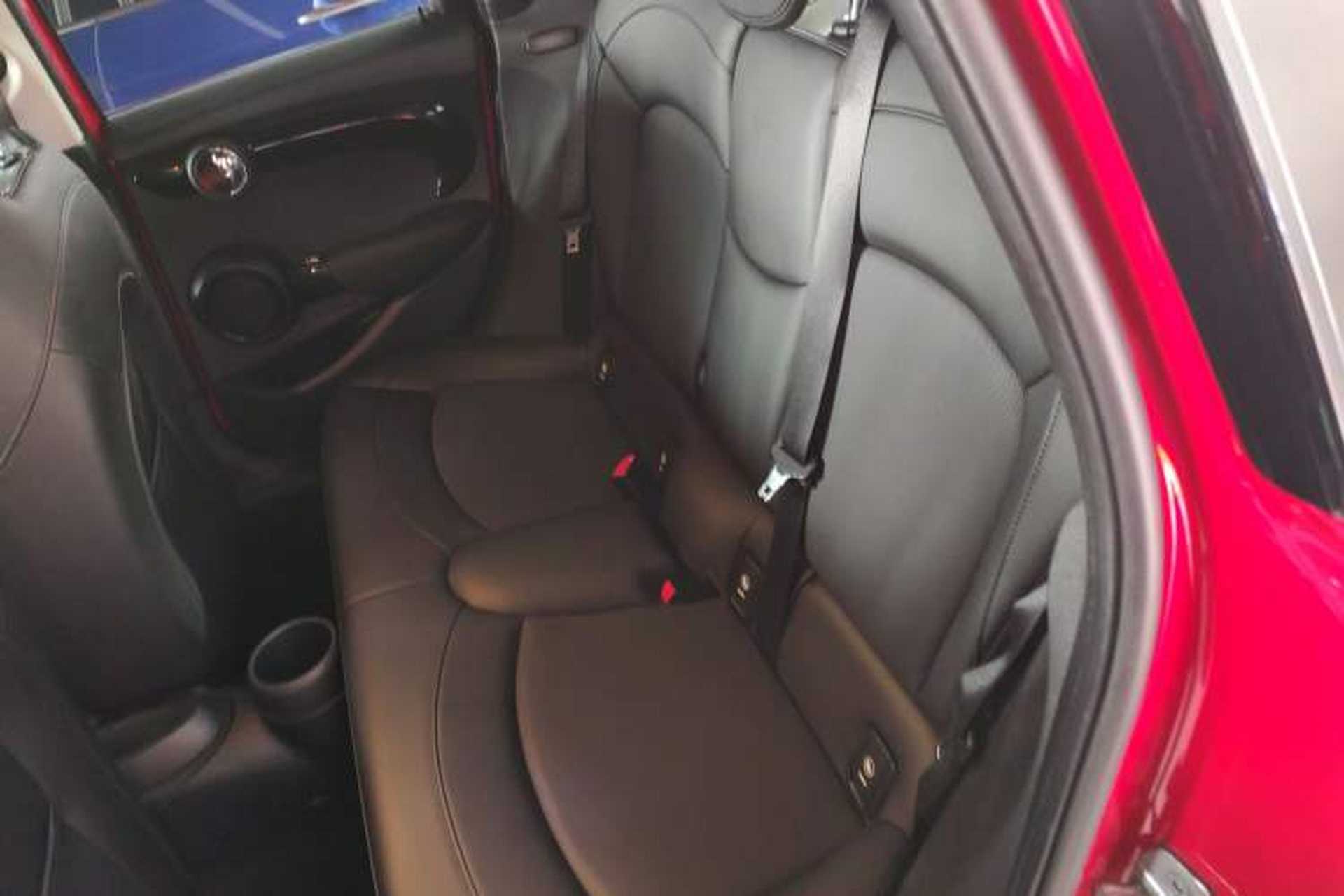 Used MINI 2021 1.5T COOPER Classic Edition Five-Door Version Left Rear Seat