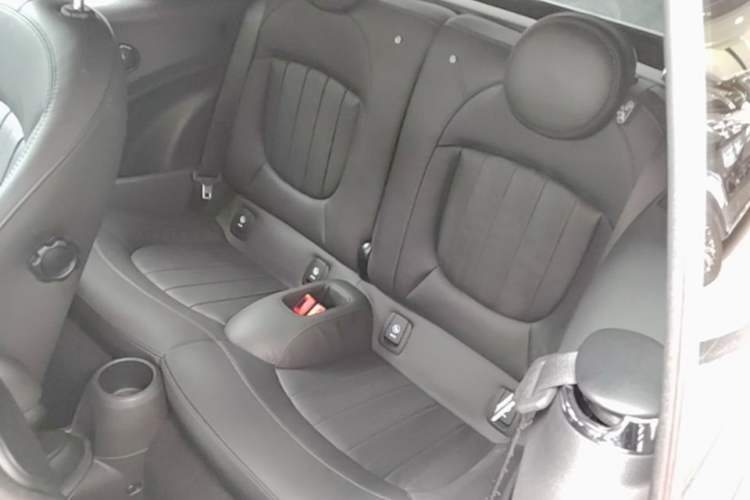 Used MINI 2021 2.0T COOPER S CABRIO Artist Left Rear Seat