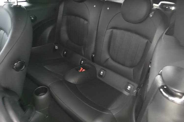 Used MINI 2021 2.0T COOPER S CABRIO Artist Left Rear Seat