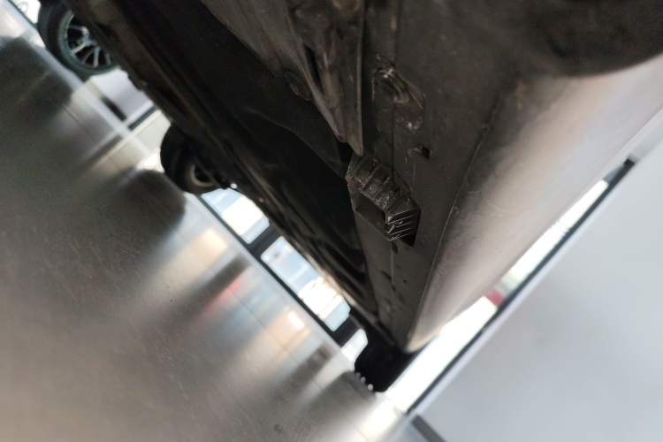 Used MINI 2021 1.5T COOPER Classic Edition Five-Door Version Left Side Sill