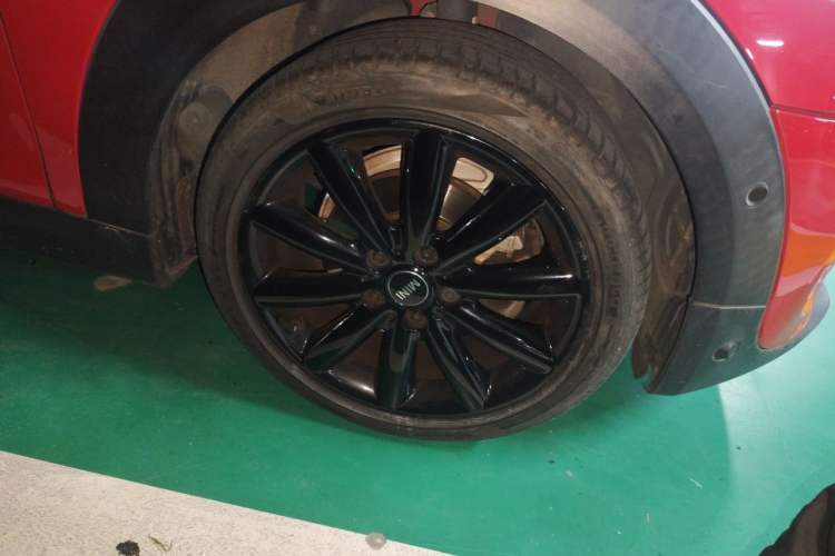 Used MINI 2021 1.5T COOPER Artist Right Front Wheel Hub