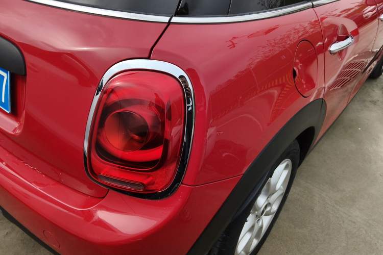 Used MINI 2021 1.5T ONE Five-Door Version Right Rear Taillight