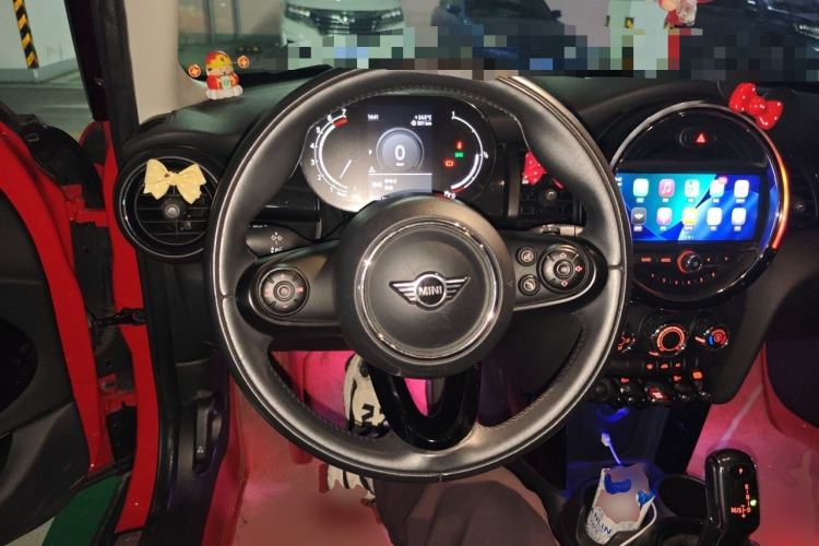 Used MINI 2021 1.5T COOPER Classic Edition Five-Door Version Steering Wheel