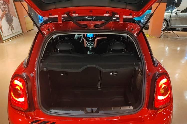 Used MINI 2021 1.5T ONE PLUS Trunk