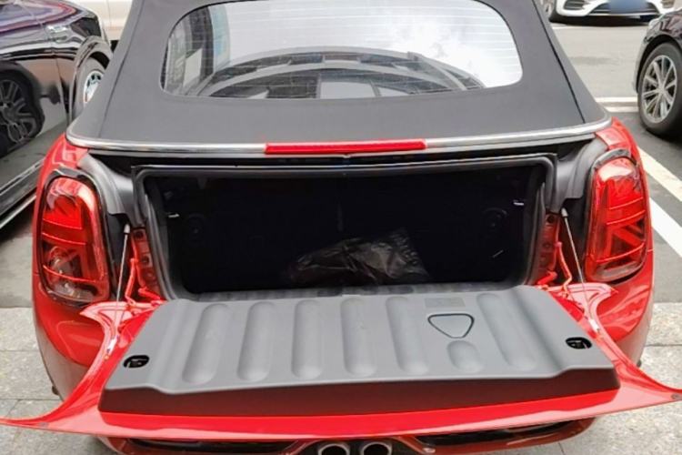 Used MINI 2021 2.0T COOPER S CABRIO Artist Trunk