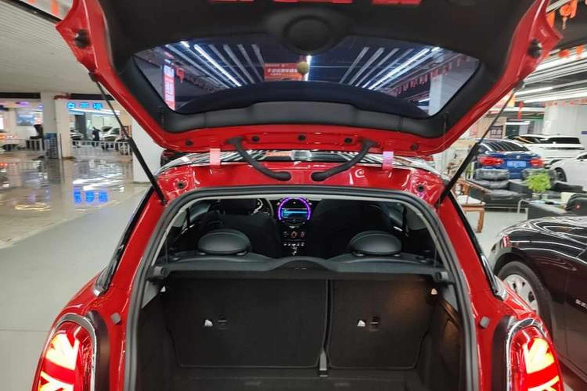 Used MINI 2021 1.5T COOPER Classic Edition Trunk