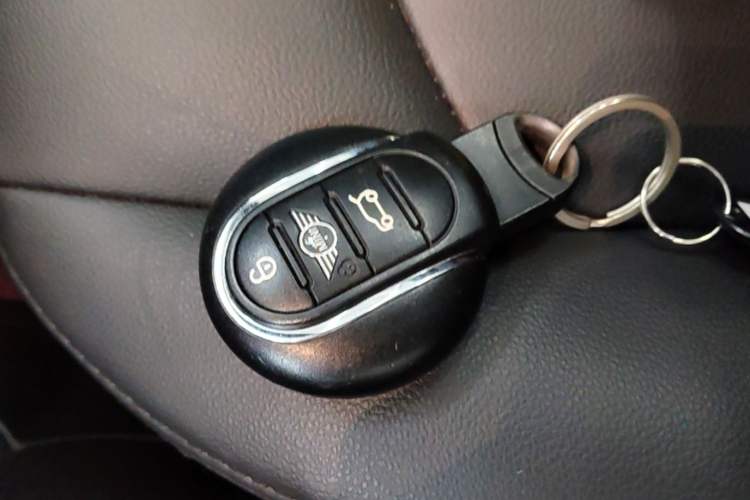 Used MINI 2021 1.5T ONE Five-Door Version Vehicle Key