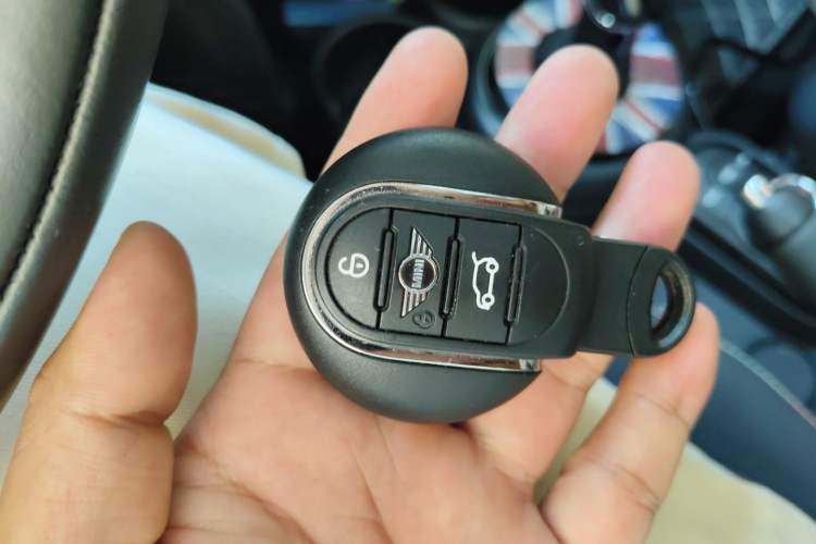 Used MINI 2021 1.5T ONE Vehicle Key