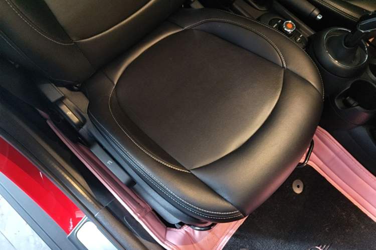 Used MINI 2021 1.5T ONE PLUS Five-Door Edition Right Front Seat