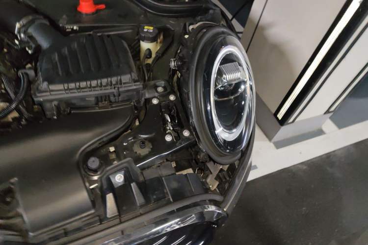 Used MINI 2021 1.5T COOPER Classic Edition Engine Bay Left