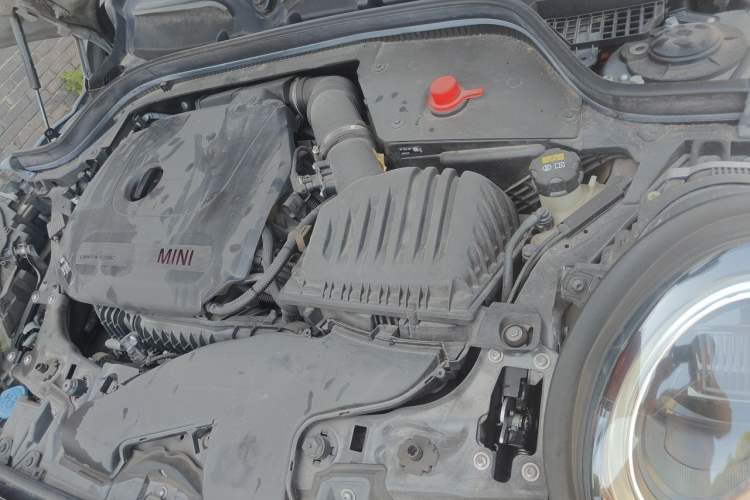 Used MINI 2021 1.5T COOPER Midnight Black Special Edition Engine Bay Left
