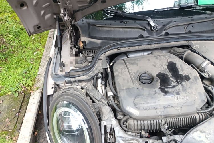 Used MINI 2021 2.0T COOPER S Artist Engine Bay Right