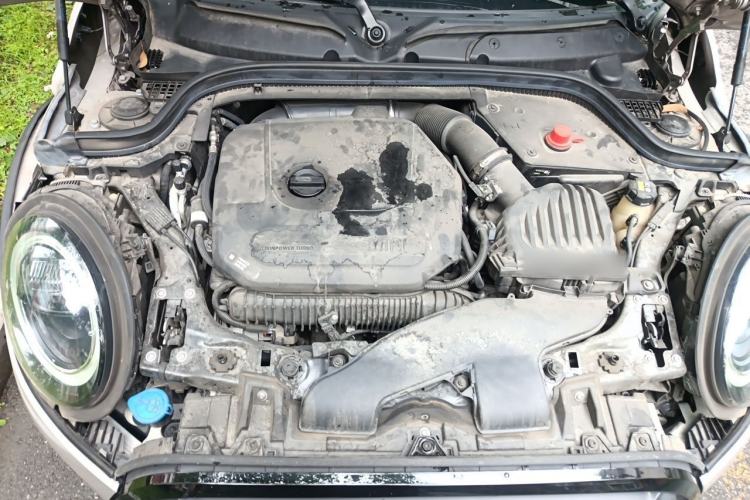 Used MINI 2021 2.0T COOPER S Artist Engine Bay