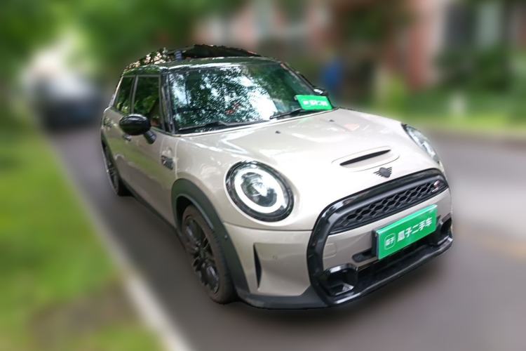 Used MINI 2021 2.0T COOPER S Artist Front Right 45 Deg