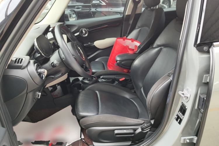 Used MINI 2021 1.5T COOPER Artist Five-Door Edition Left Front Seat
