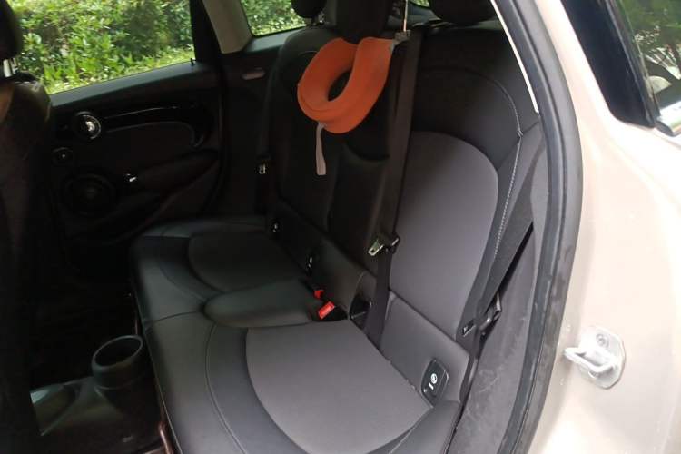 Used MINI 2021 2.0T COOPER S Artist Left Rear Seat