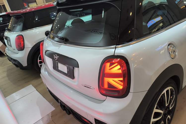 Used MINI 2021 2.0T COOPER S Racing Driver Rear