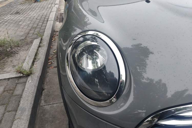 Used MINI 2021 1.5T ONE PLUS Right Front Headlight
