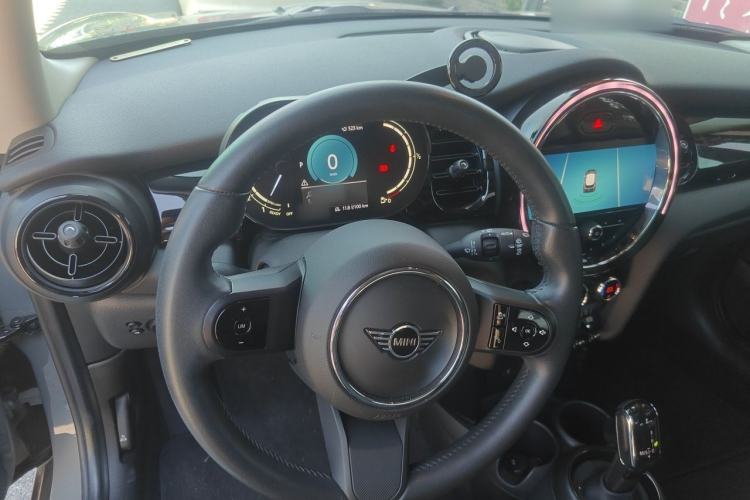 Used MINI 2021 1.5T COOPER Midnight Black Special Edition Steering Wheel