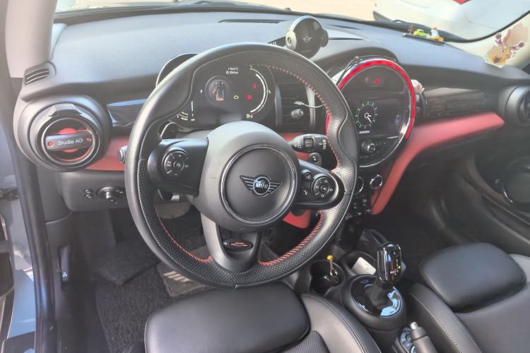 Used MINI 2021 2.0T COOPER S Classic Edition Steering Wheel