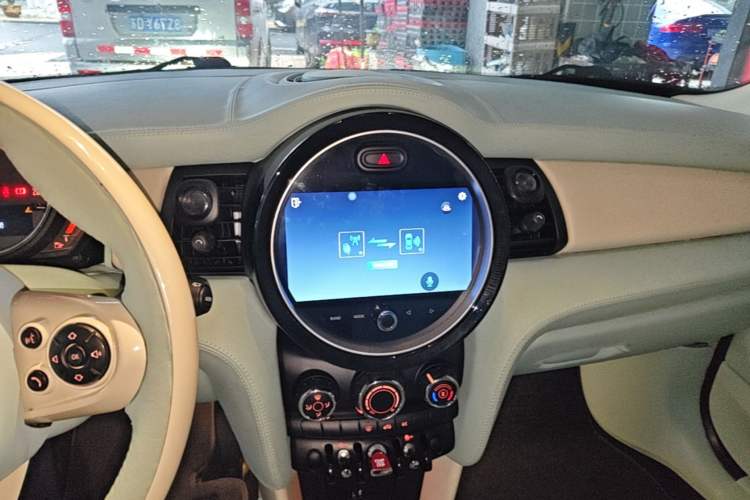 Used MINI 2021 1.5T ONE Audio And AC Panel