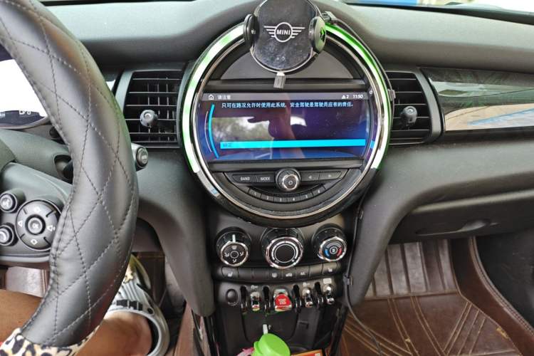 Used MINI 2021 1.5T COOPER Classic Edition Audio And AC Panel