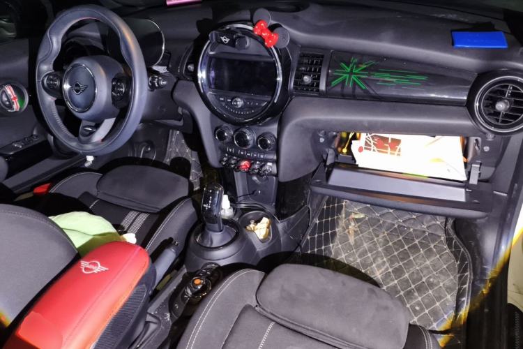 Used MINI 2021 1.5T COOPER Racing Driver Center Console