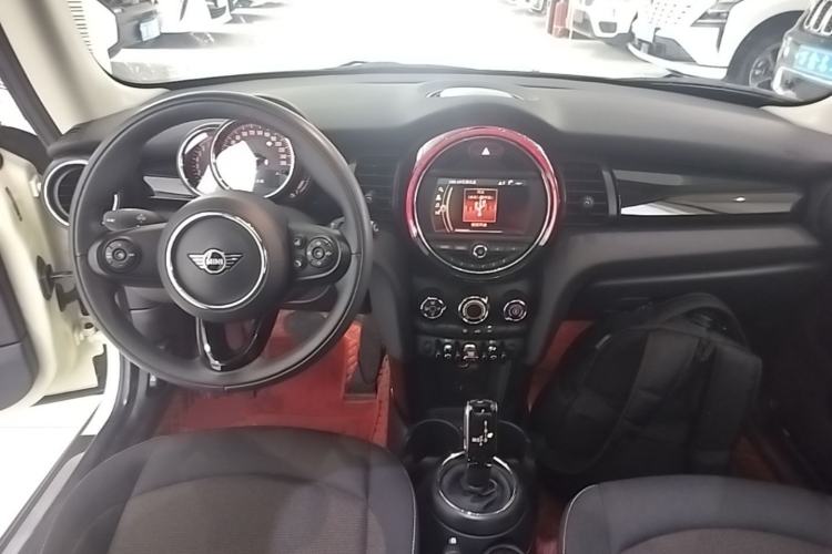 Used MINI 2021 1.5T ONE PLUS Center Console