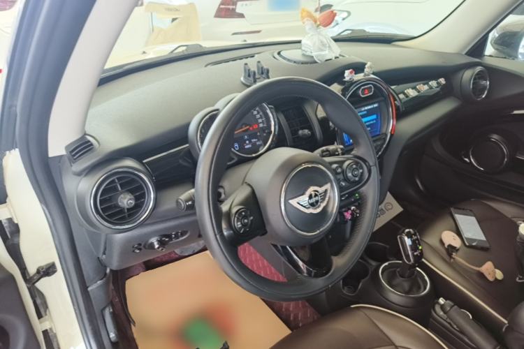 Used MINI 2021 1.5T ONE PLUS Center Console