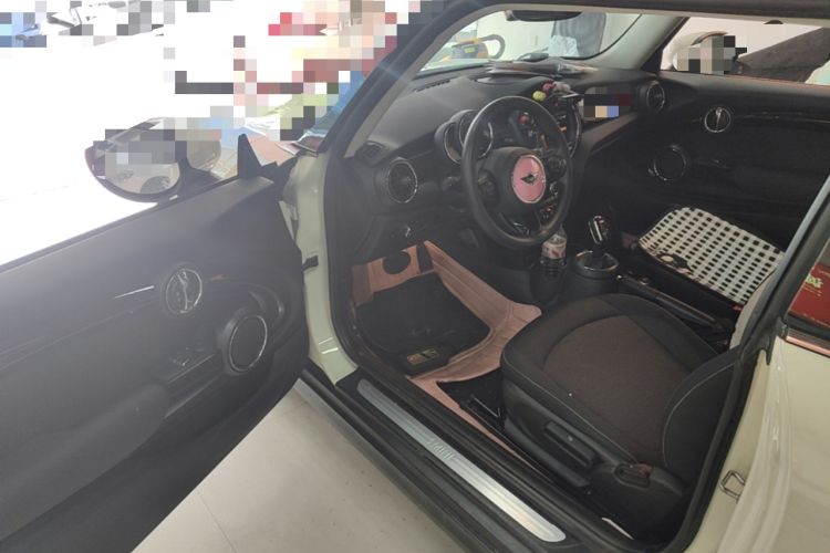 Used MINI 2021 1.5T ONE PLUS Driver Seat
