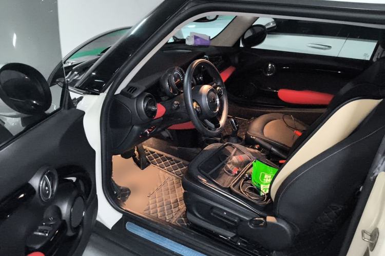 Used MINI 2021 1.5T ONE PLUS Driver Seat