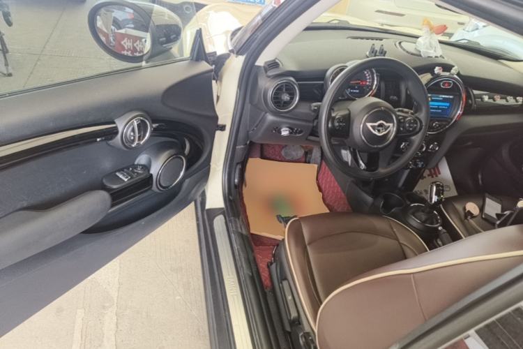 Used MINI 2021 1.5T ONE PLUS Driver Seat