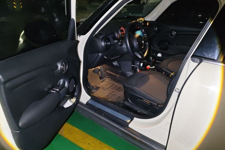 Used MINI 2021 1.5T ONE Five-Door Version Driver Seat
