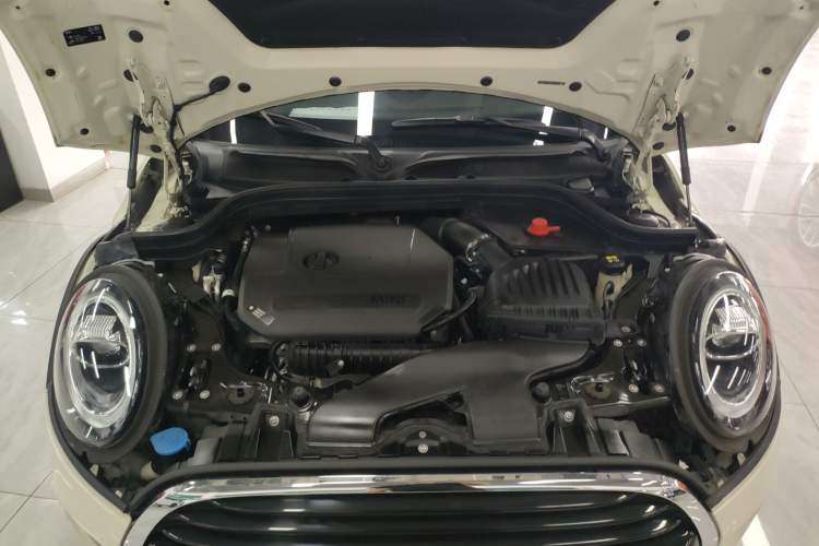 Used MINI 2021 1.5T COOPER Classic Edition Five-Door Version Engine Bay