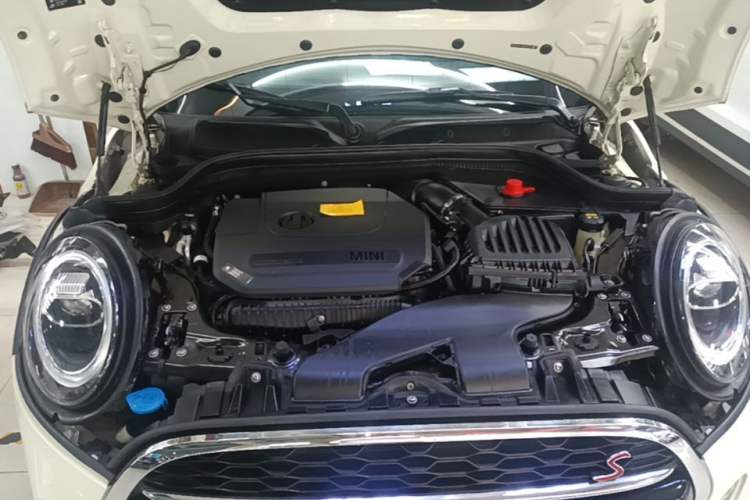 Used MINI 2021 2.0T COOPER S Artist Five-Door Edition Engine Bay