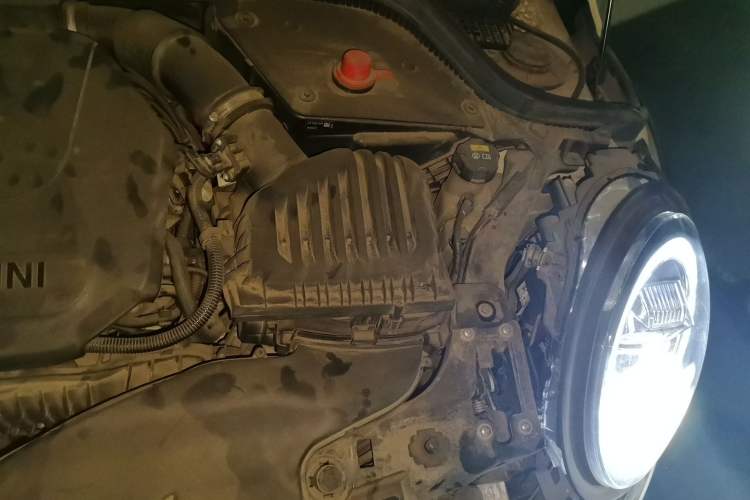 Used MINI 2021 1.5T ONE PLUS Engine Bay Left