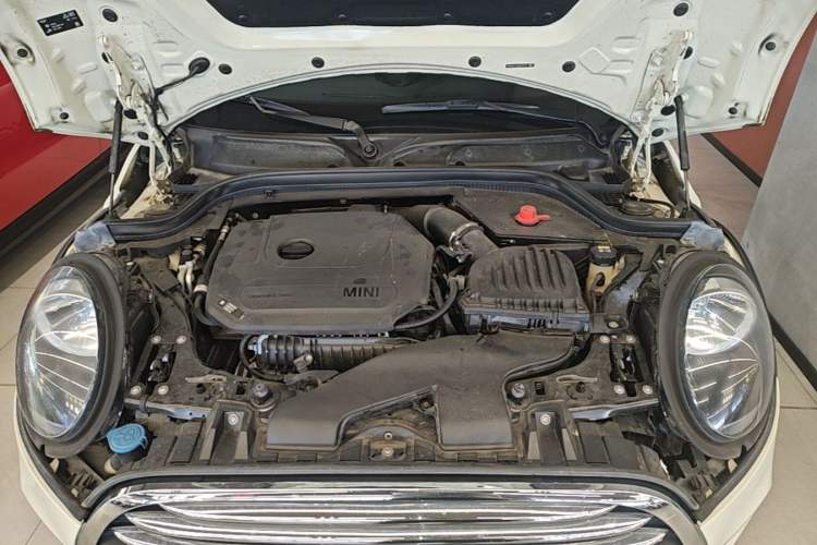 Used MINI 2021 1.5T ONE PLUS Engine Bay
