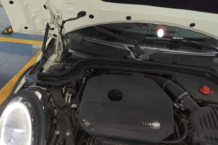 Used MINI 2021 1.5T ONE Engine Bay Right