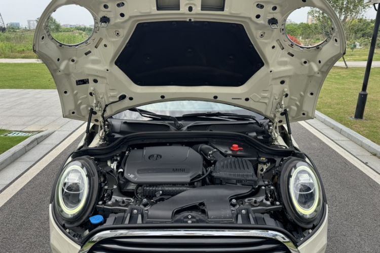 Used MINI 2021 1.5T COOPER Classic Edition Engine Bay