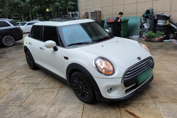 Used MINI 2021 1.5T ONE PLUS Five-Door Edition Exterior 1