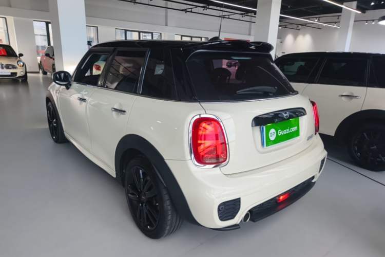 Used MINI 2021 1.5T COOPER Racing Edition Five-Door Model Exterior 2