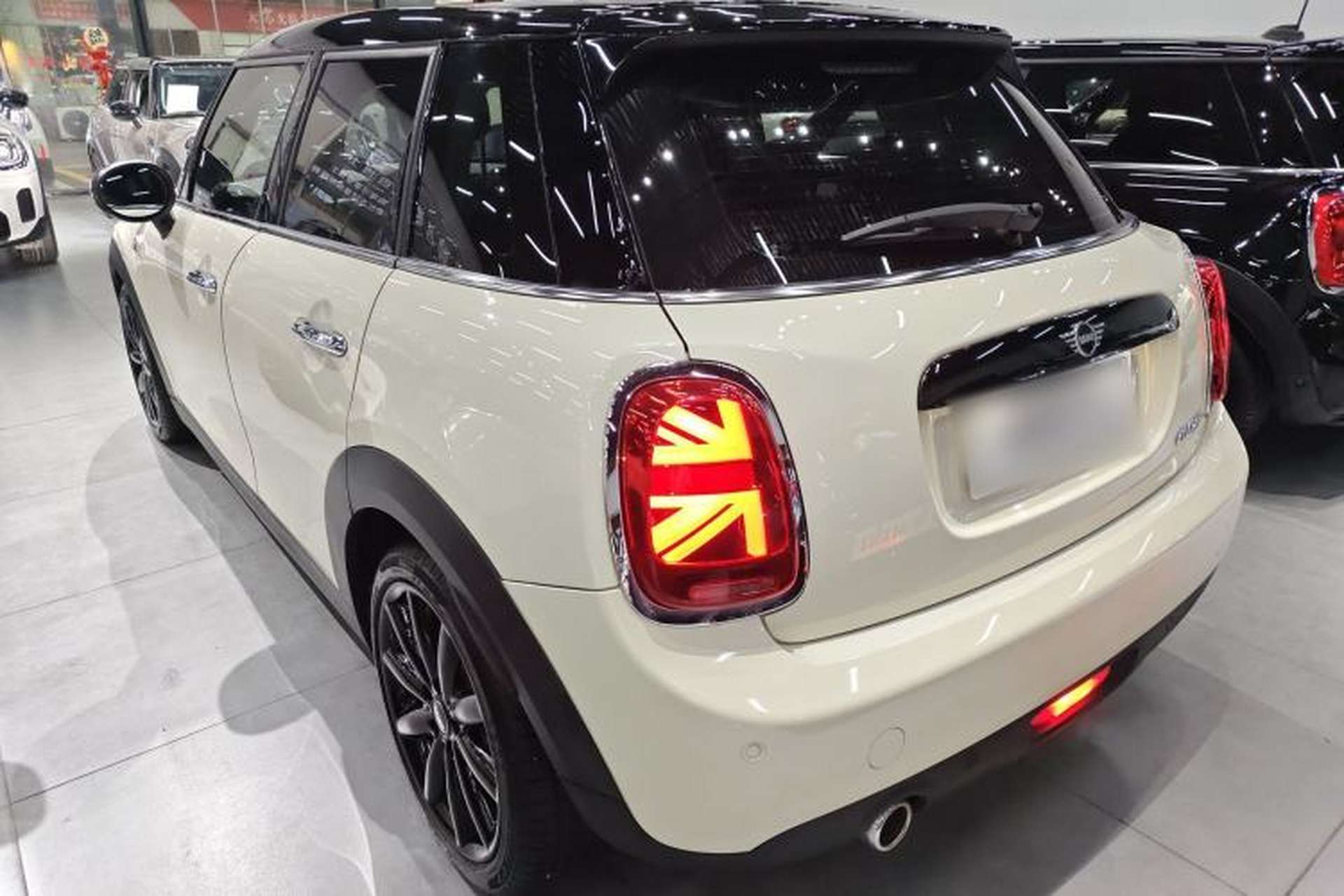 Used MINI 2021 1.5T COOPER Artist Five-Door Edition Exterior 2