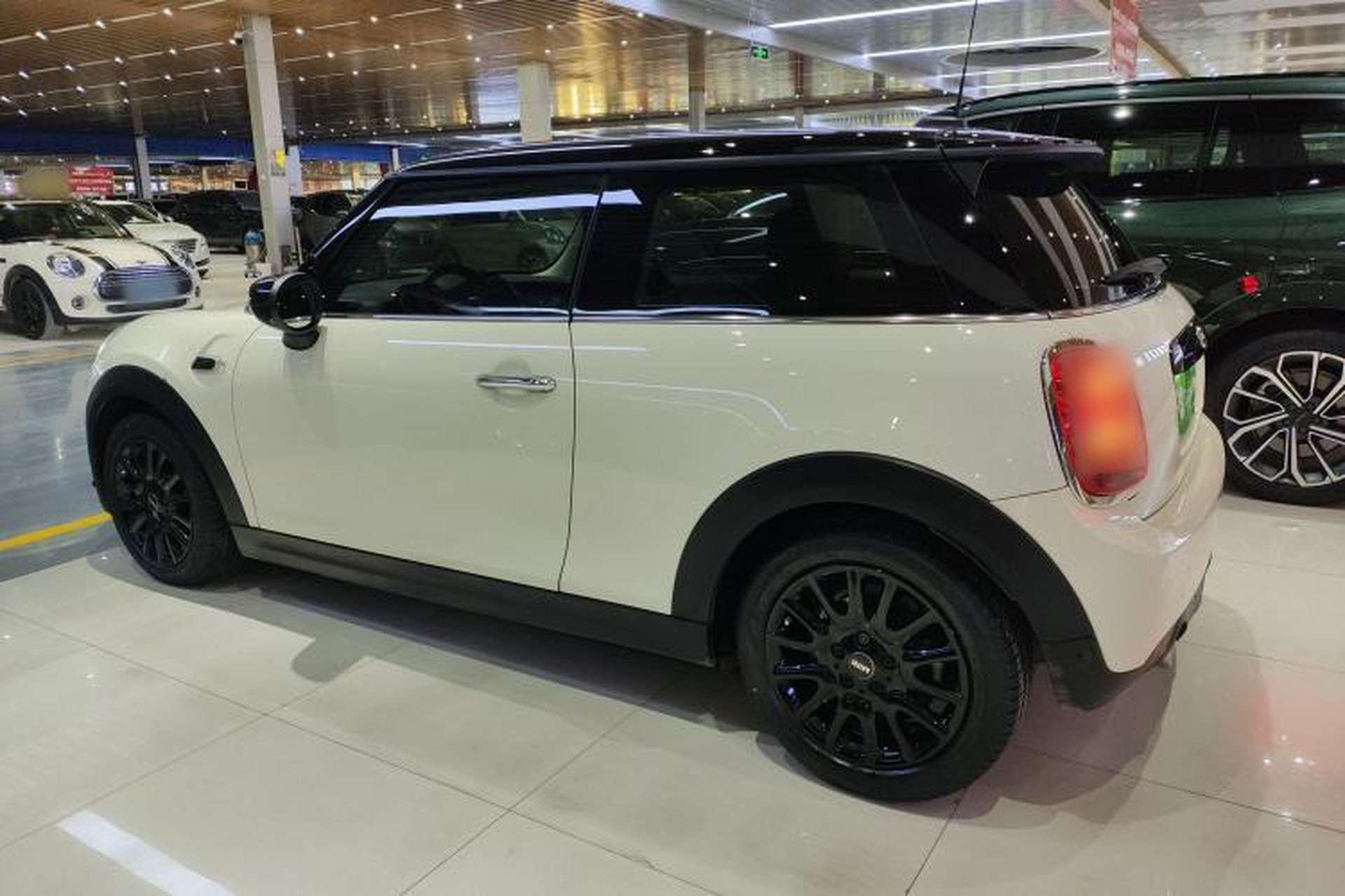 Used MINI 2021 1.5T COOPER Classic Edition Exterior 3