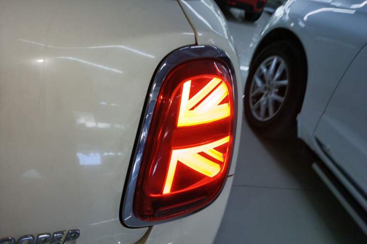 Used MINI 2021 1.5T COOPER Classic Edition Five-Door Version Exterior 3