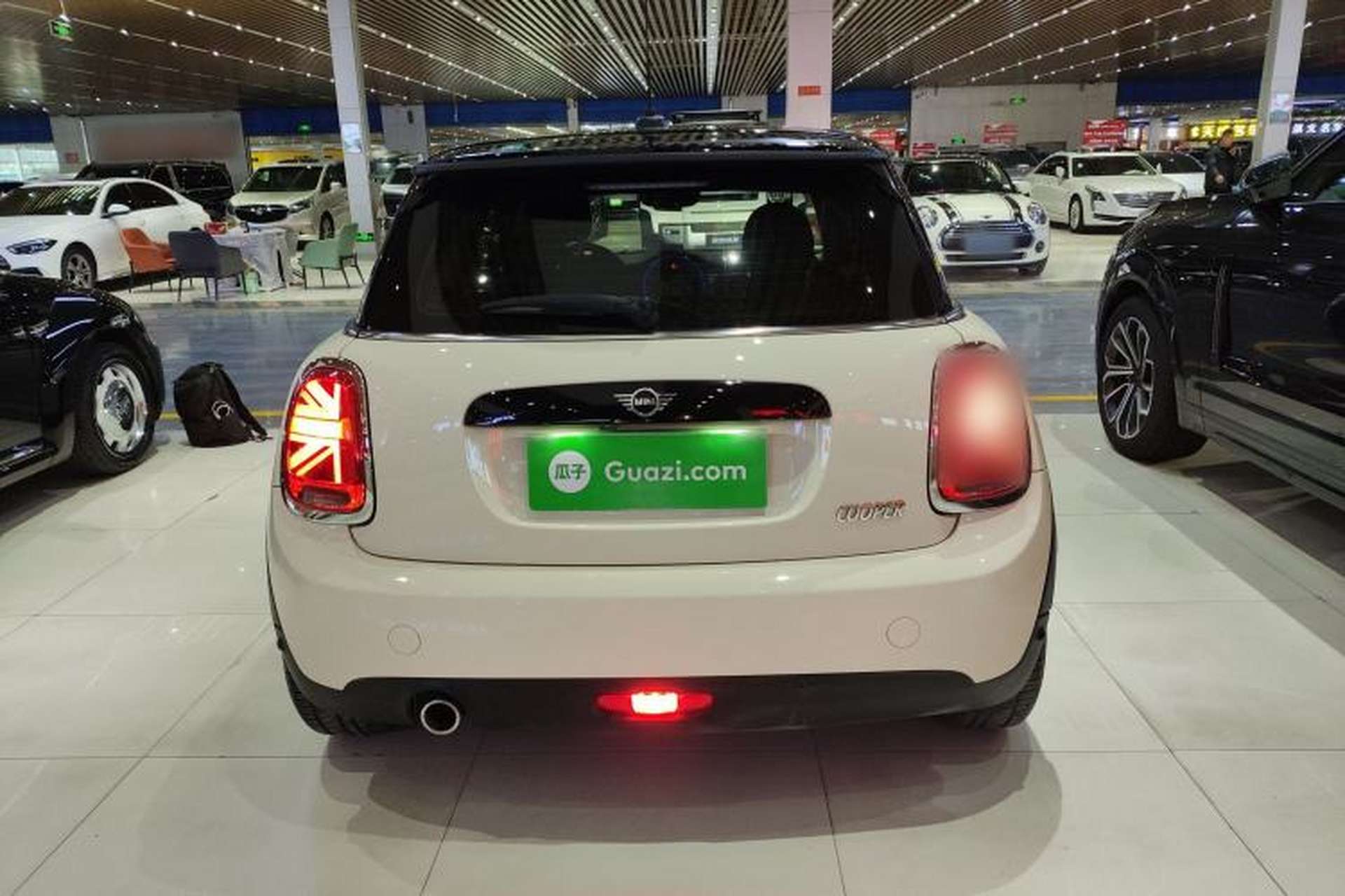 Used MINI 2021 1.5T COOPER Classic Edition Exterior 4