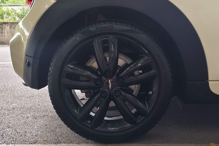 Used MINI 2021 1.5T COOPER Racing Driver Exterior 8